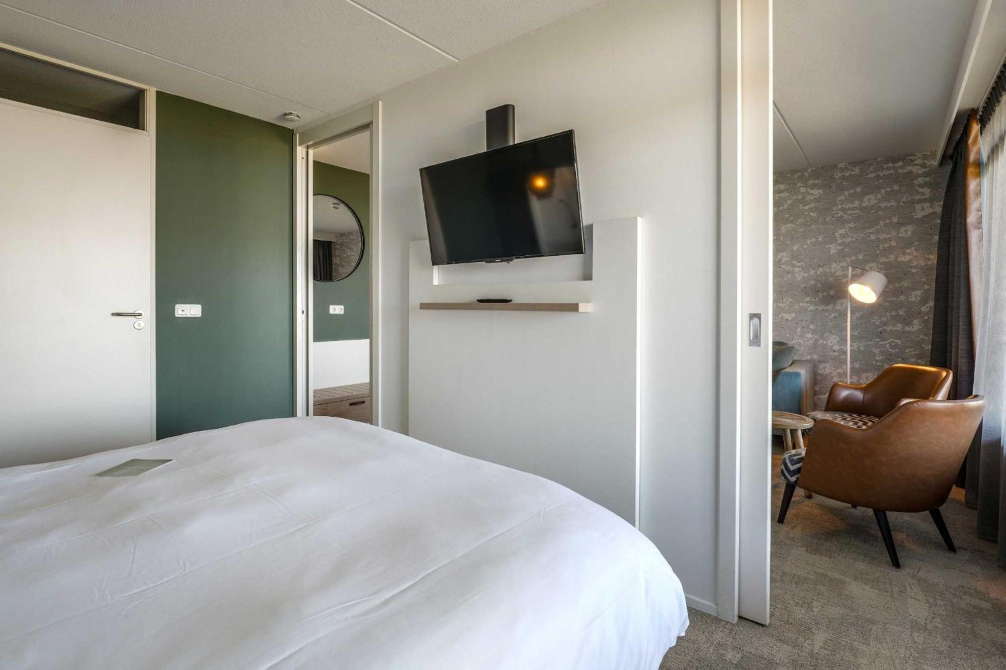 Paal 8 Hotel Aan Zee West aan Zee ภายนอก รูปภาพ